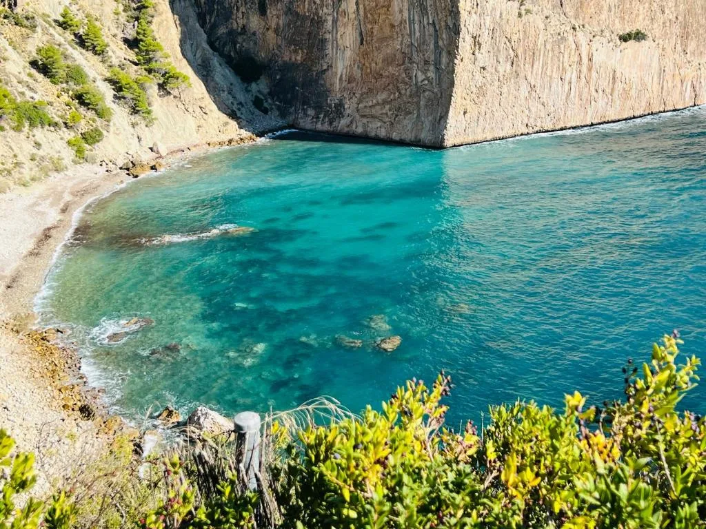 calla playa mascarat campomanes